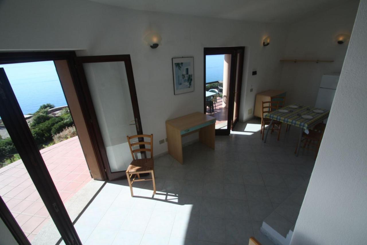 Villino Lu Ciuoni With Nice Sea View Costa Paradiso Bagian luar foto